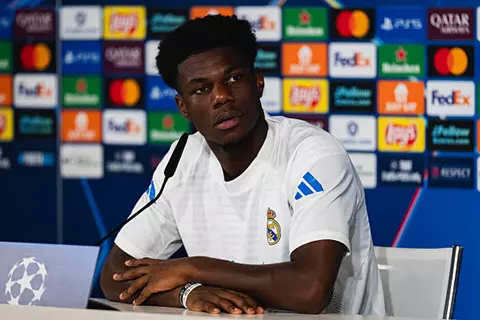 تشواميني: مارسيليا نادٍ عملاق في فرنسا.. وعلينا اللعب بمستوى قوي للفوز بالمباراة